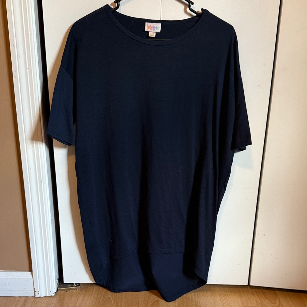 LuLaRoe Classic Navy Top